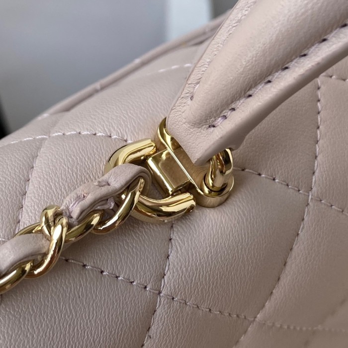 Handbag Chanel AS2431 size 20x12x6 cm