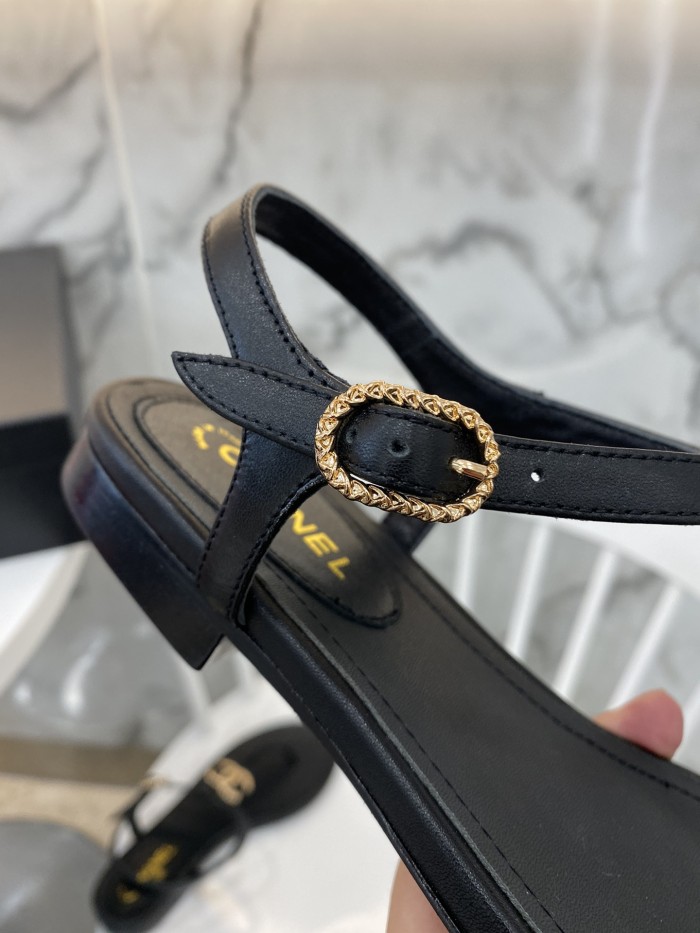 Chanel Slides 28