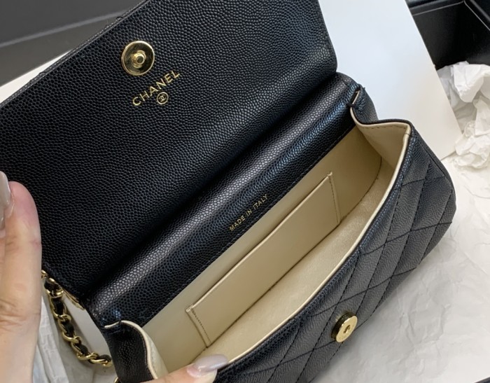 Handbag Chanel 99209 size 12*17.5*5.5 cm
