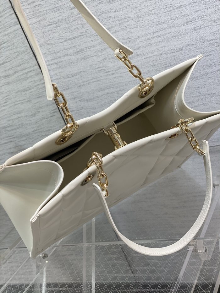 Handbag Dior size 36.5*28*17 cm