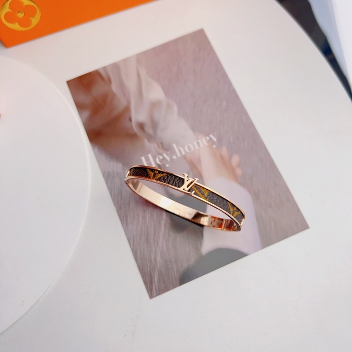 Clothes Louis Vuitton 30