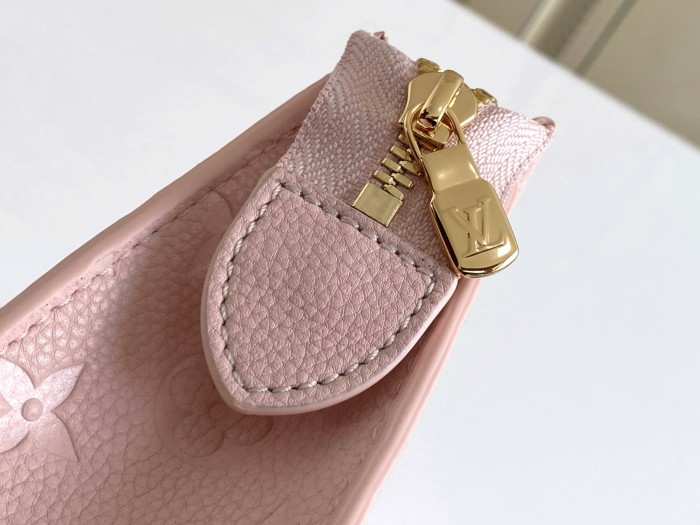 Handbag Louis Vuitton M45665 size 26X20X5 cm