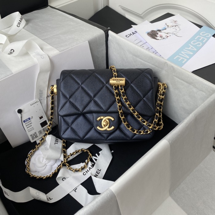 Handbag Chanel AS2855 size 19x13x 6 cm