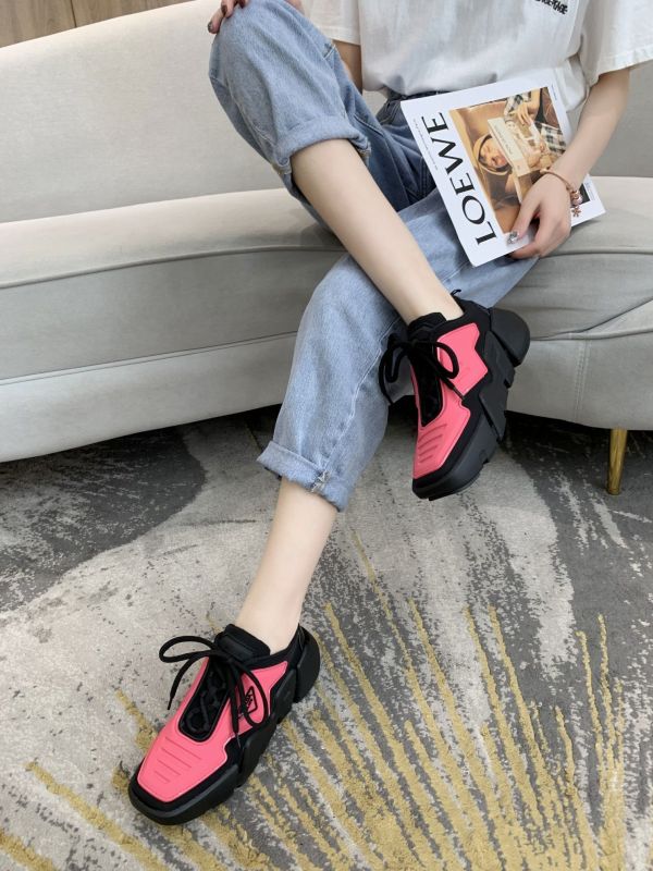 Prada Low Top sneaker 46