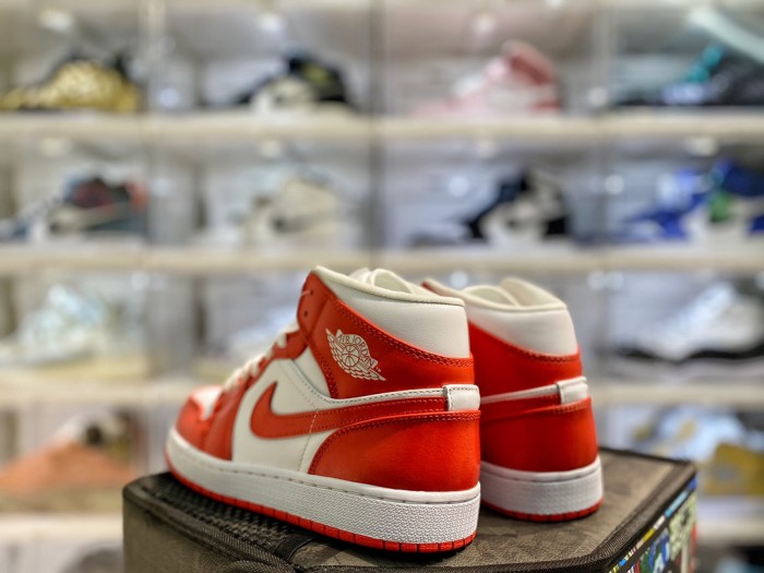 Jordan 1 Mid Syracuse (W)