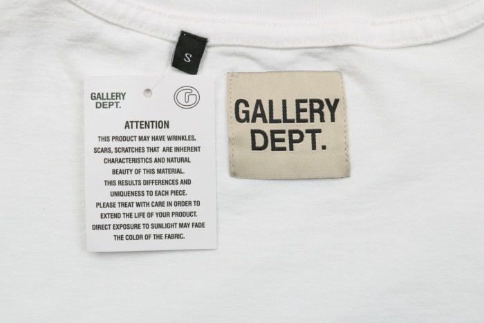 Clothes GALLERY DEPT 8