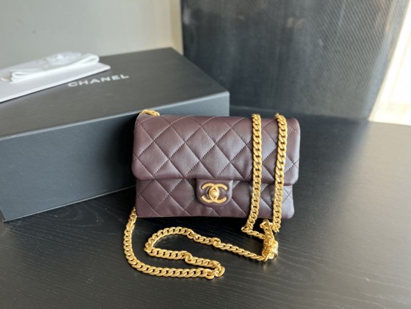 Handbag Chanel 3393 size 16cmx25cm10 cm