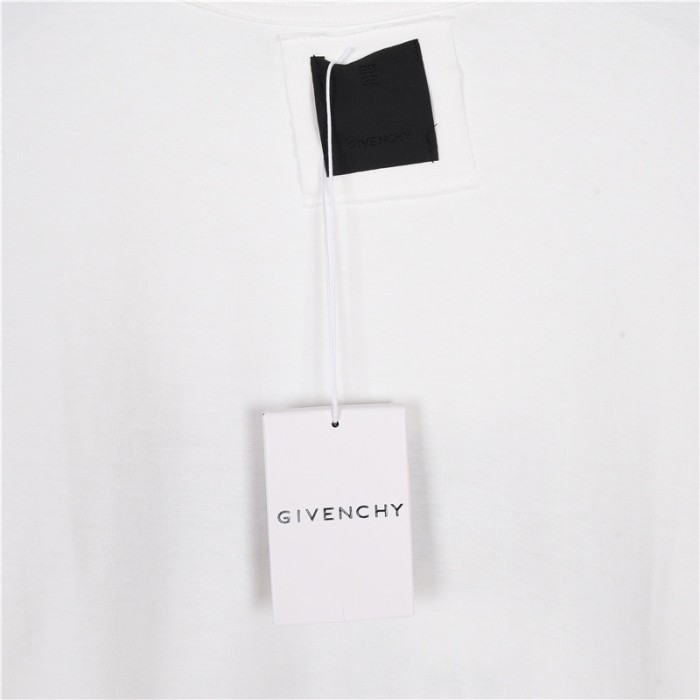 Clothes Givenchy 105