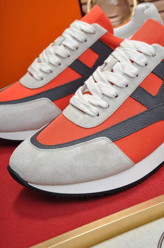 Hermes Low Top sneaker 26