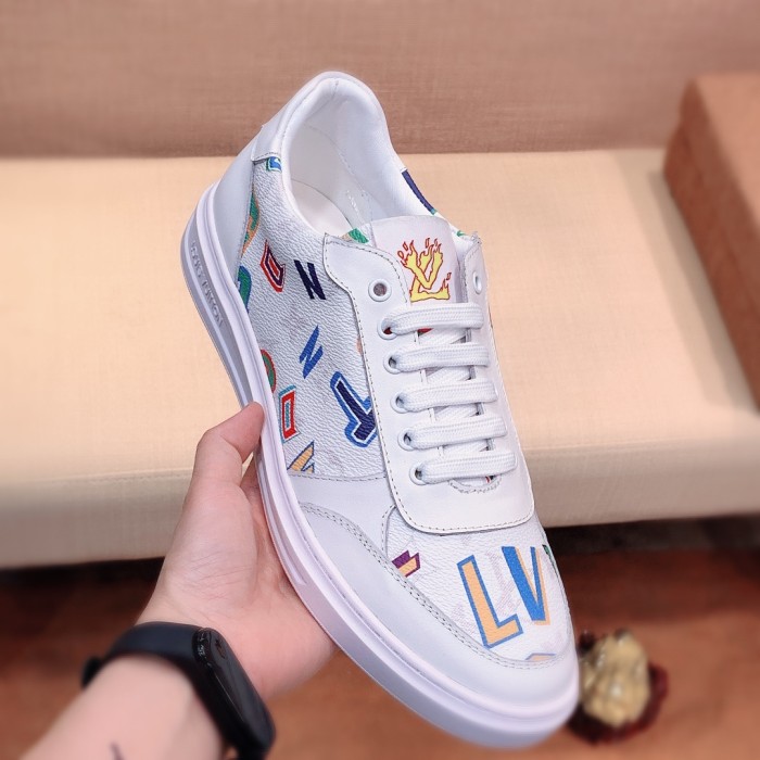 Louis Vuitton Low Top sneaker 88