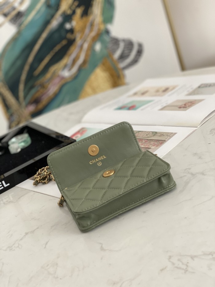 Handbag Chanel 81135 size 12.5 9 2.5 cm