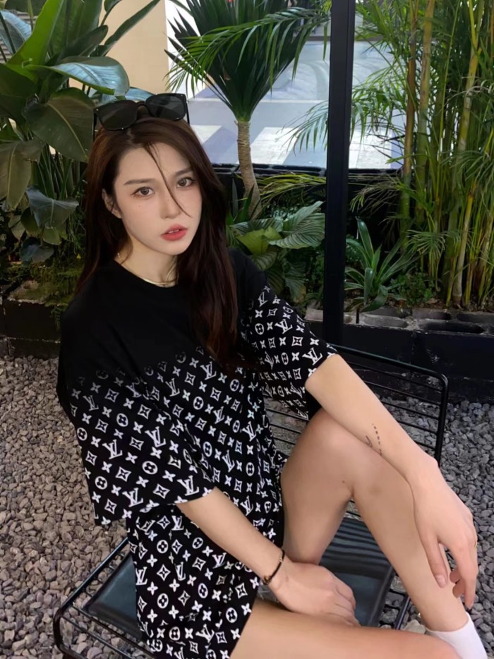 Clothes Louis Vuitton 52