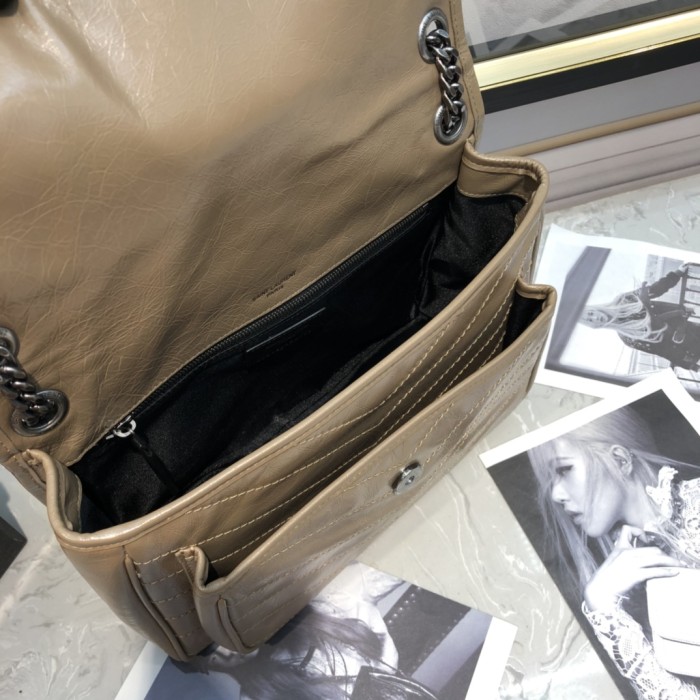 Handbags SAINT LAURENT 498894y size 28*20*8.5 cm