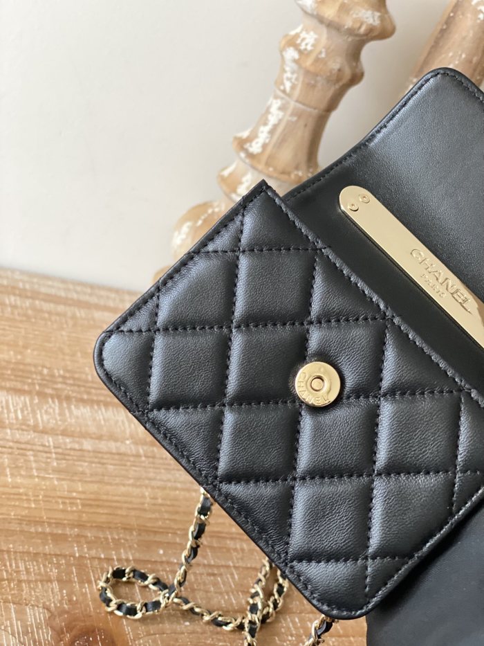 Handbag Chanel 81209 size 12.5 cm