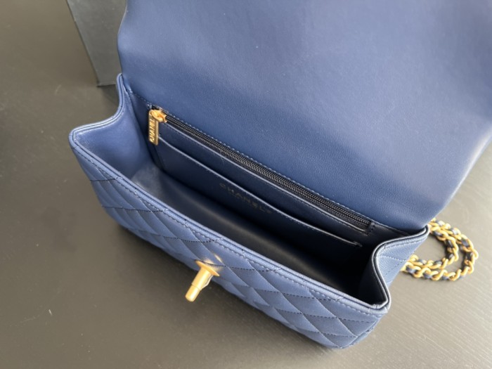 Handbag Chanel 2431 size 20cmx12cmx6 cm