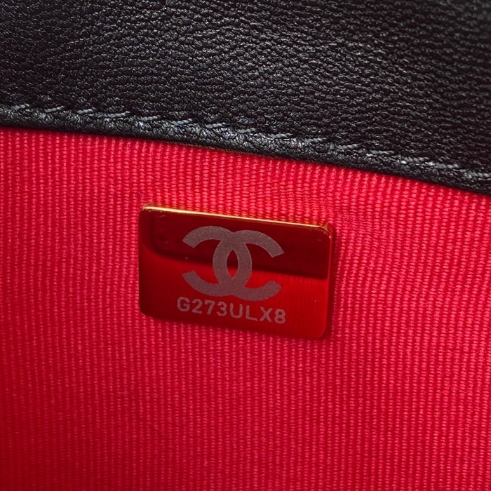 Handbag Chanel AS2633 size 15×19×7.5 cm