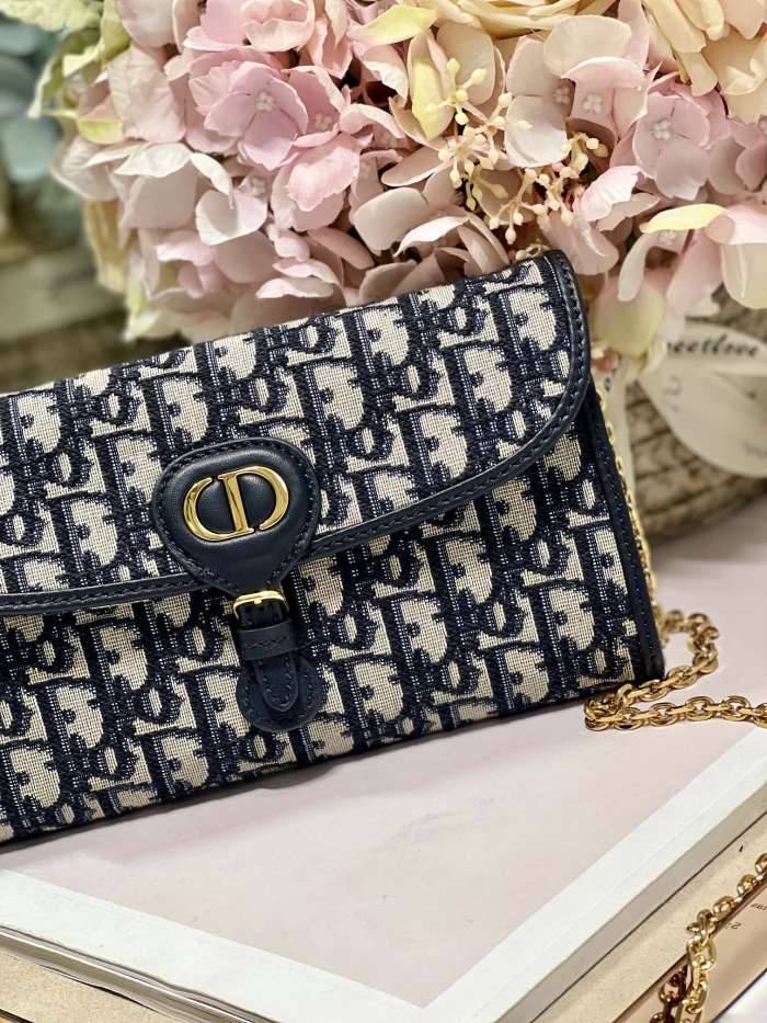 Handbag Dior 9076 size 21.5×12×4 cm