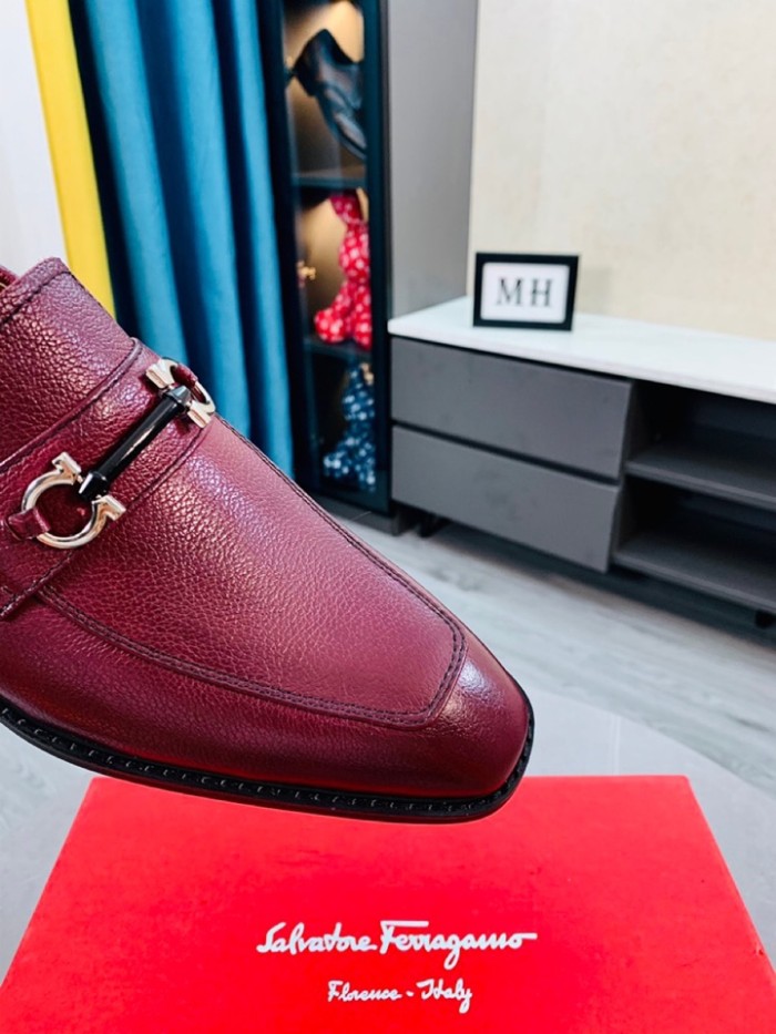 Salvatore Ferragamo Boots 32