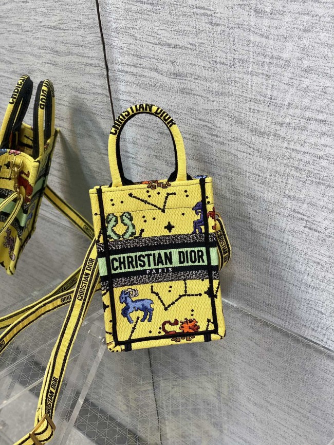 Handbag Dior size 13.5*5*18 cm