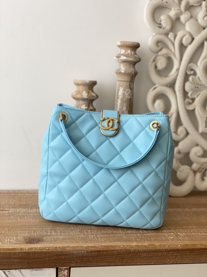 Handbag Chanel 3477 size 22*25*9* cm