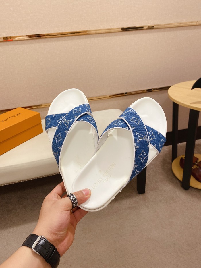 Louis Vuitton Slipper 18