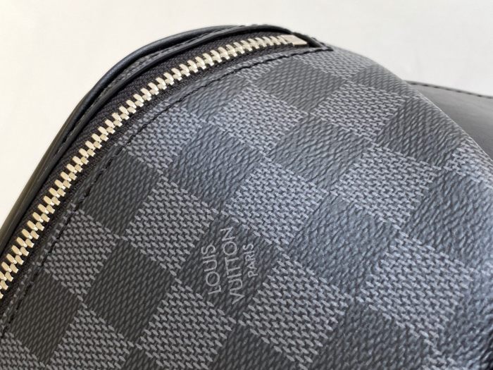 Handbag Louis Vuitton 40362 size 26x13x7 CM