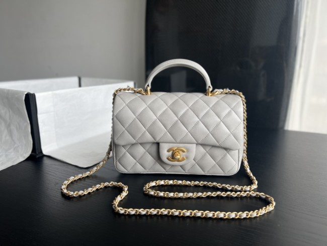Handbag Chanel AS2431 size 20cmx13cmx9 cm