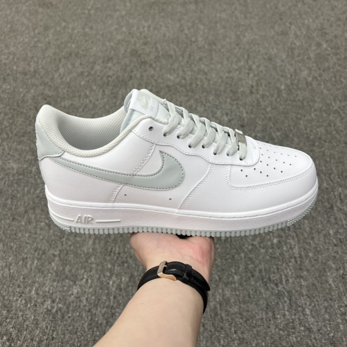 Nike Air Force 1 Low '07 Pure Platinum (2022)
