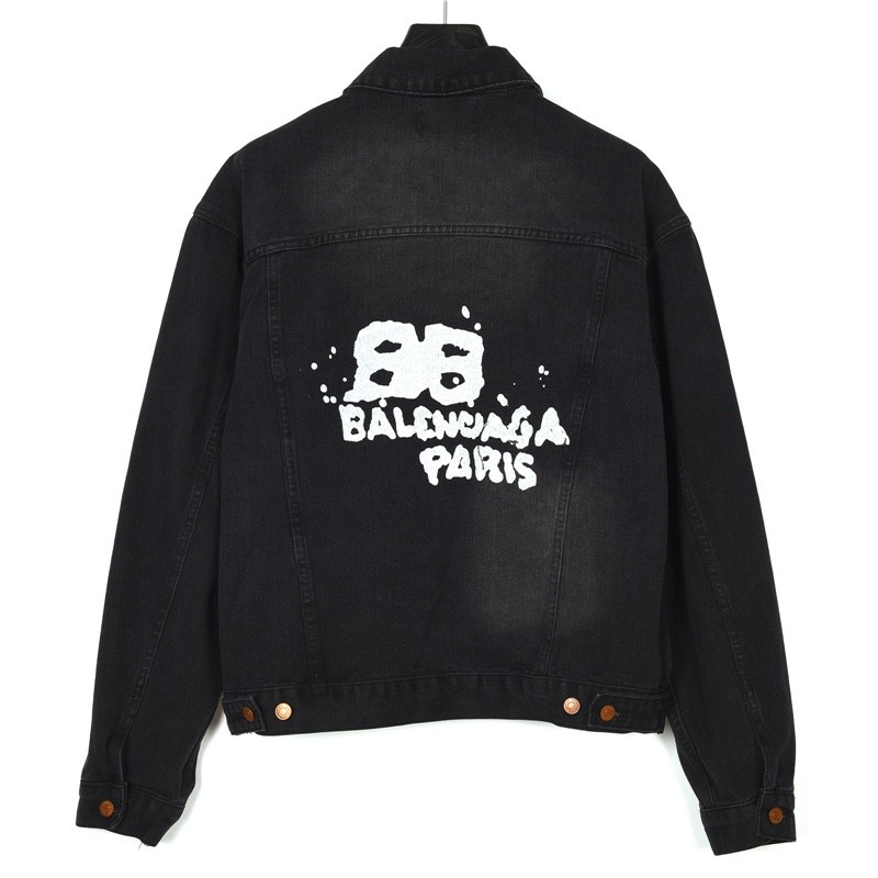 Clothes Balenciaga 79