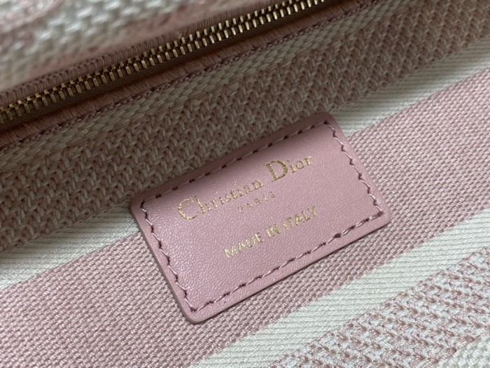 Handbag Dior size 24 cm