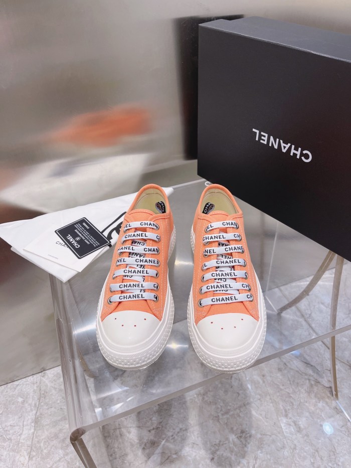 Chanel Flat canvas Sneaker 10