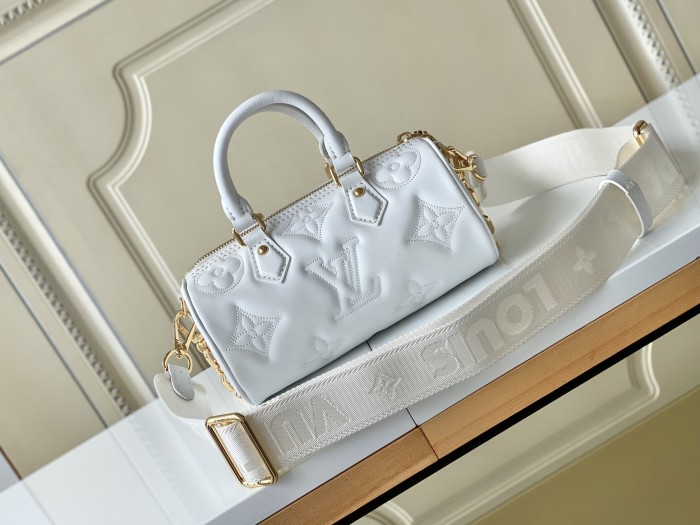 Handbag Louis Vuitton M59827 size 20x10x10 cm