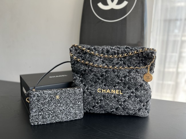 Handbag Chanel 3261 size 39cmx42cmx8 cm