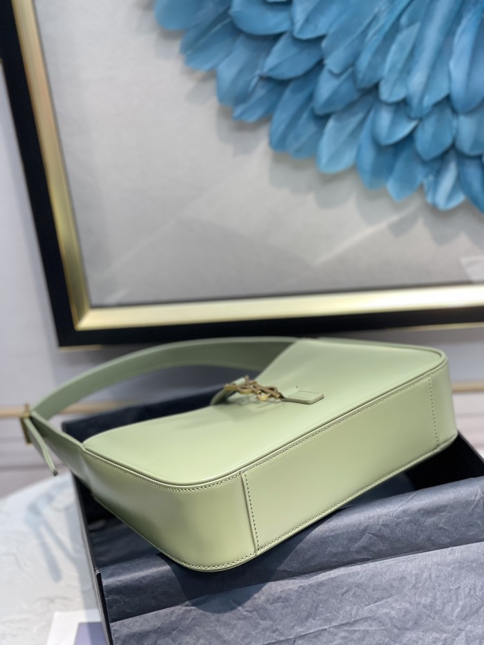 Handbags SAINT LAURENT 657228 size 24.5x16x6 cm