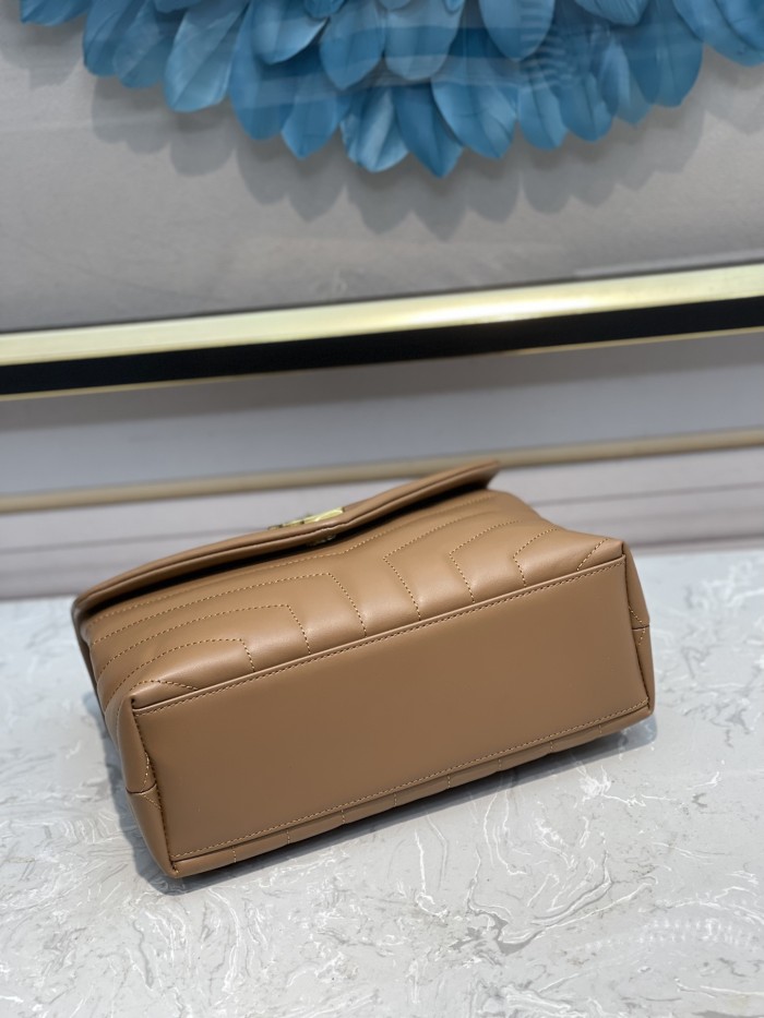 Handbags SAINT LAURENT 494699 size 23*17*9 cm