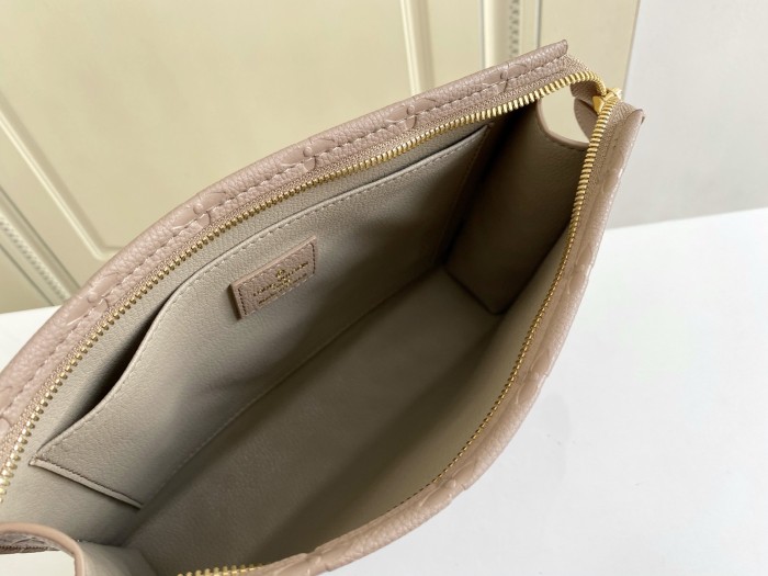 Handbag Louis Vuitton M45665 size 26X20X5 cm