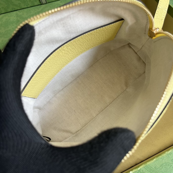 Handbag Gucci 499621 size 23*19*8 cm