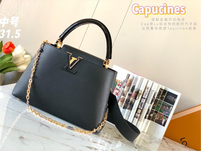 Handbag Louis Vuitton M59209 size 31.5 x 20 x 11