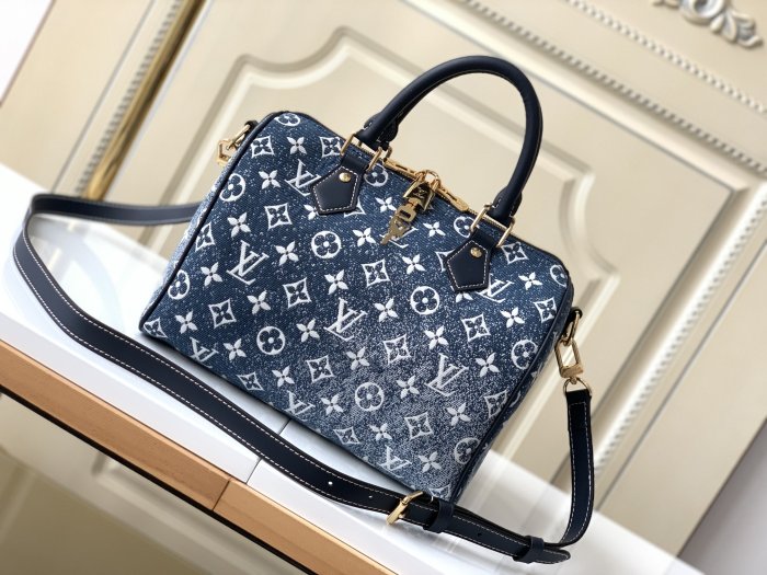 Handbag Louis Vuitton M59609 size 25 x 19 x 15 cm