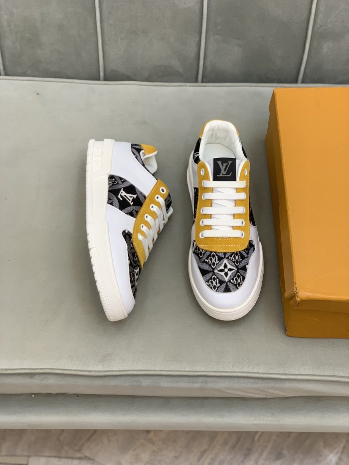 Louis Vuitton Low Top sneaker 11
