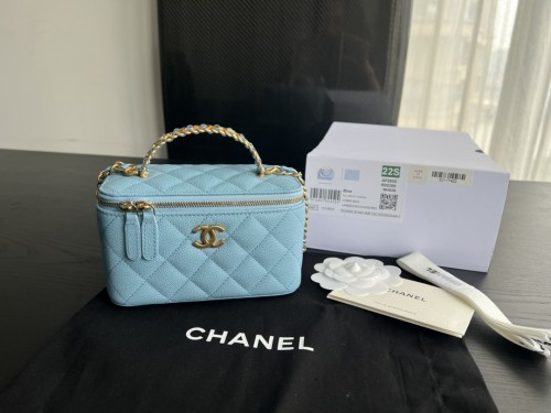 Handbag Chanel AP2805 size 17cmx9.5cmx8 cm
