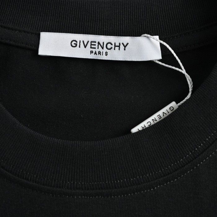 Clothes Givenchy 71