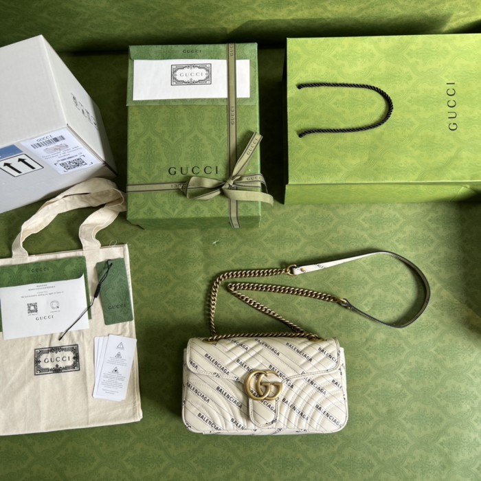 Handbag Gucci 443497 size 26*15*7 cm