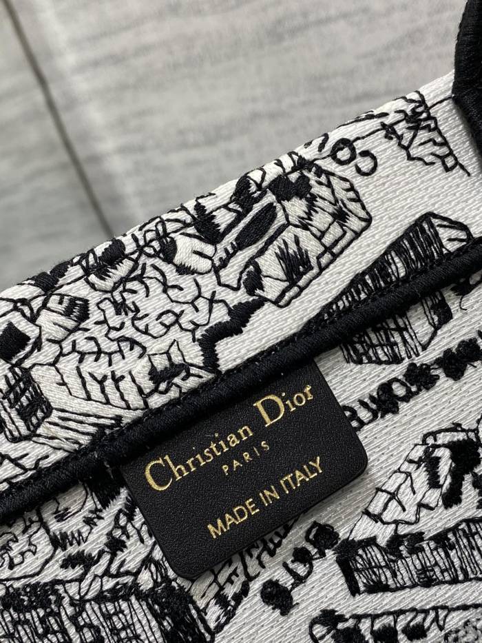 Handbag Dior size 36*18*28 cm