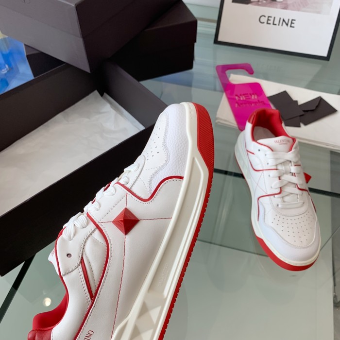 VALENTINO GARAVANI ONE STUD SNEAKER 5