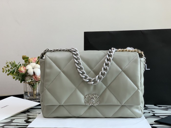 Handbag Chanel size 36 cm