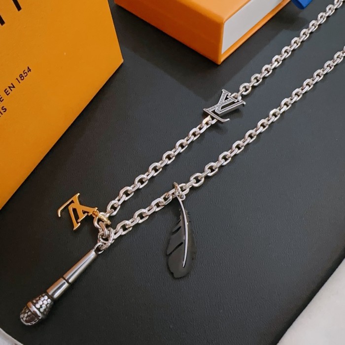 Clothes Louis Vuitton 75