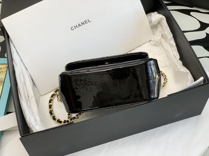 Handbag Chanel 99210 size 12.5*14*6 cm