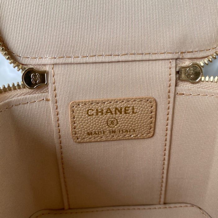 Handbag Chanel AP2161 size 𝟖.𝟓*𝟏𝟏*𝟕 𝐜𝐦