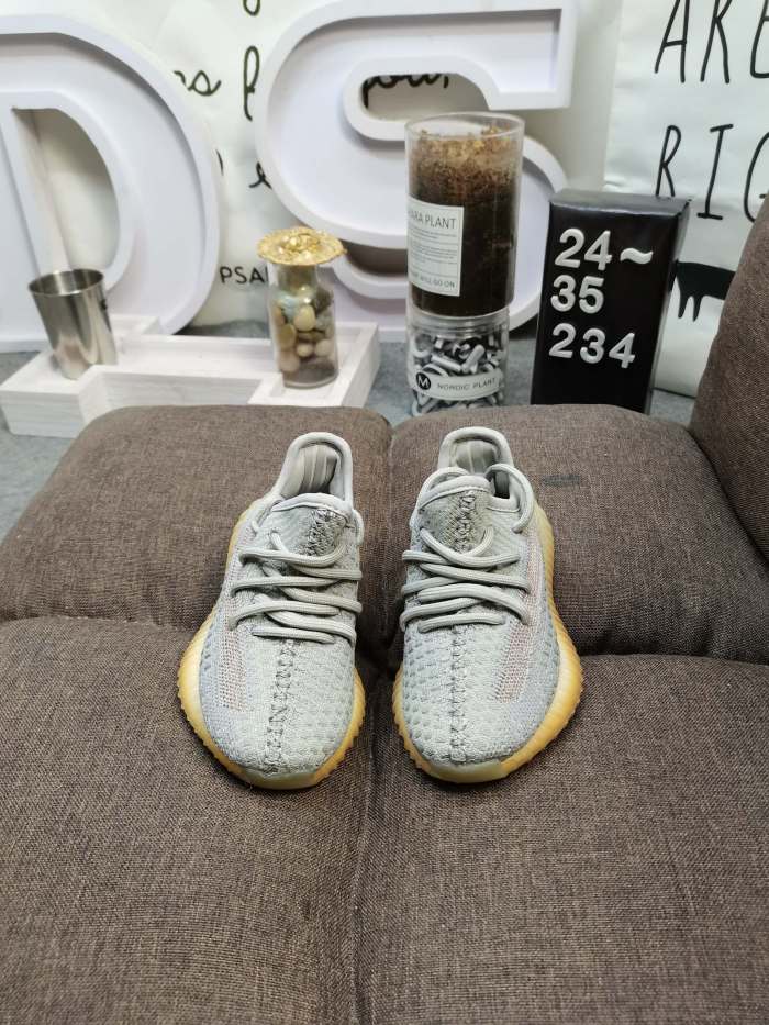 Kids yeezy 350 shoes 1